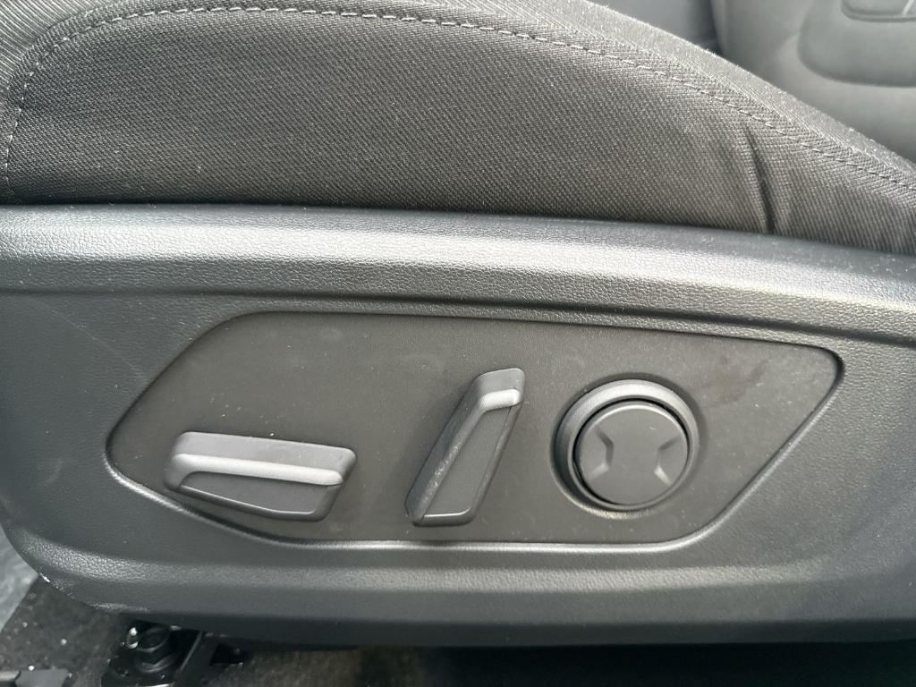 new 2026 Hyundai Tucson car, priced at $33,819