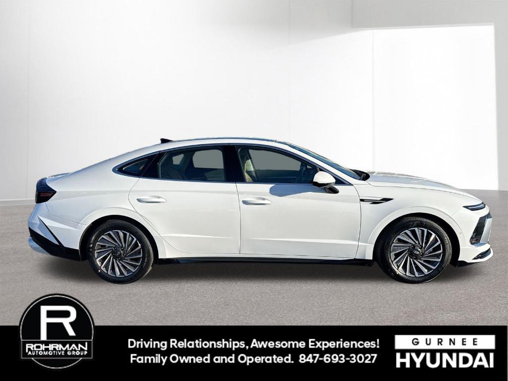 new 2026 Hyundai Sonata Hybrid car, priced at $39,456