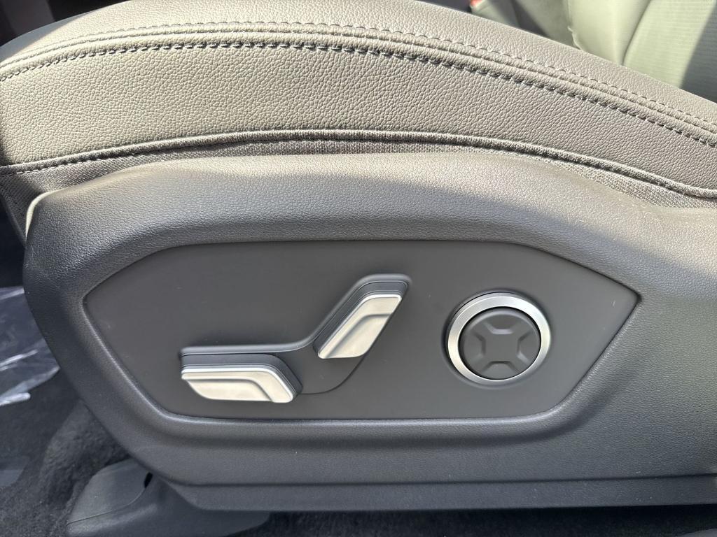 new 2026 Hyundai SANTA FE HEV car, priced at $48,598