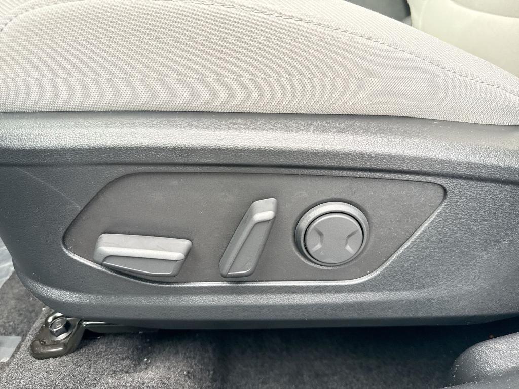 new 2026 Hyundai Tucson car, priced at $33,676