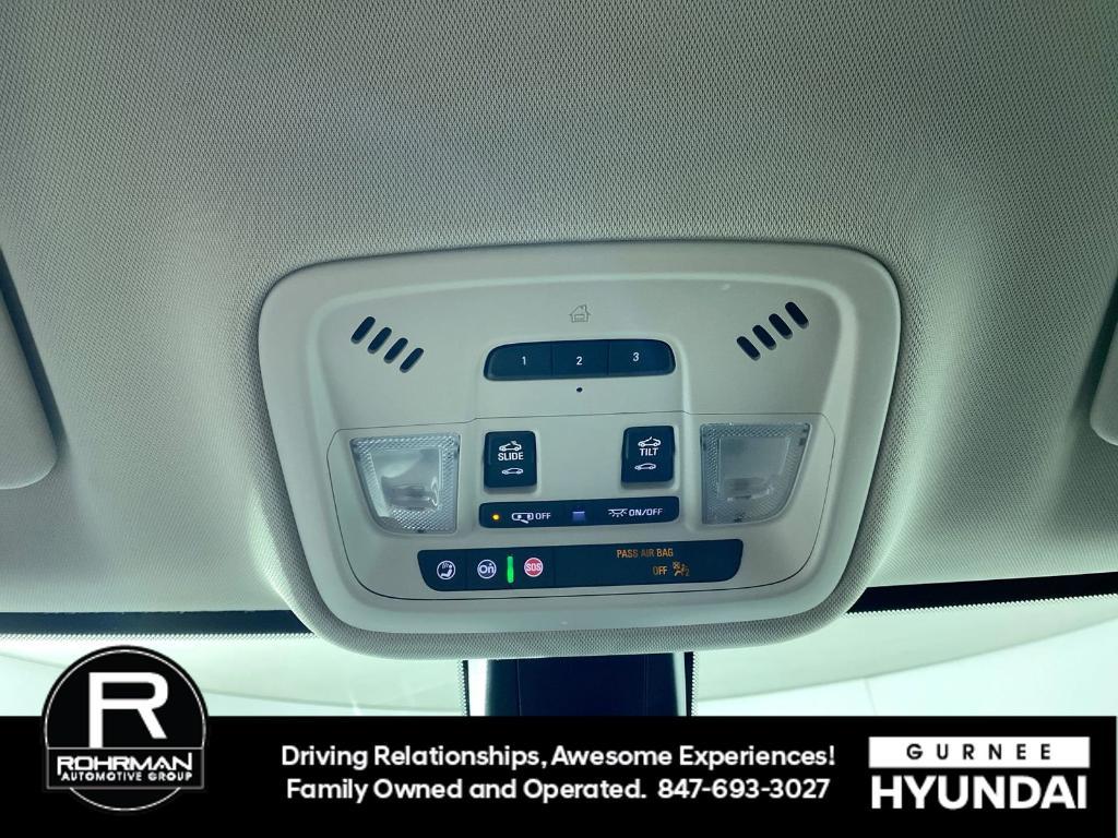 used 2020 Chevrolet Traverse car, priced at $21,795