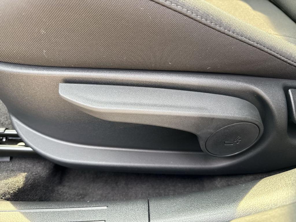 used 2025 Hyundai Elantra car, priced at $19,999