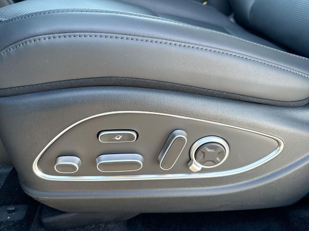 new 2026 Hyundai Palisade Hybrid car, priced at $60,292