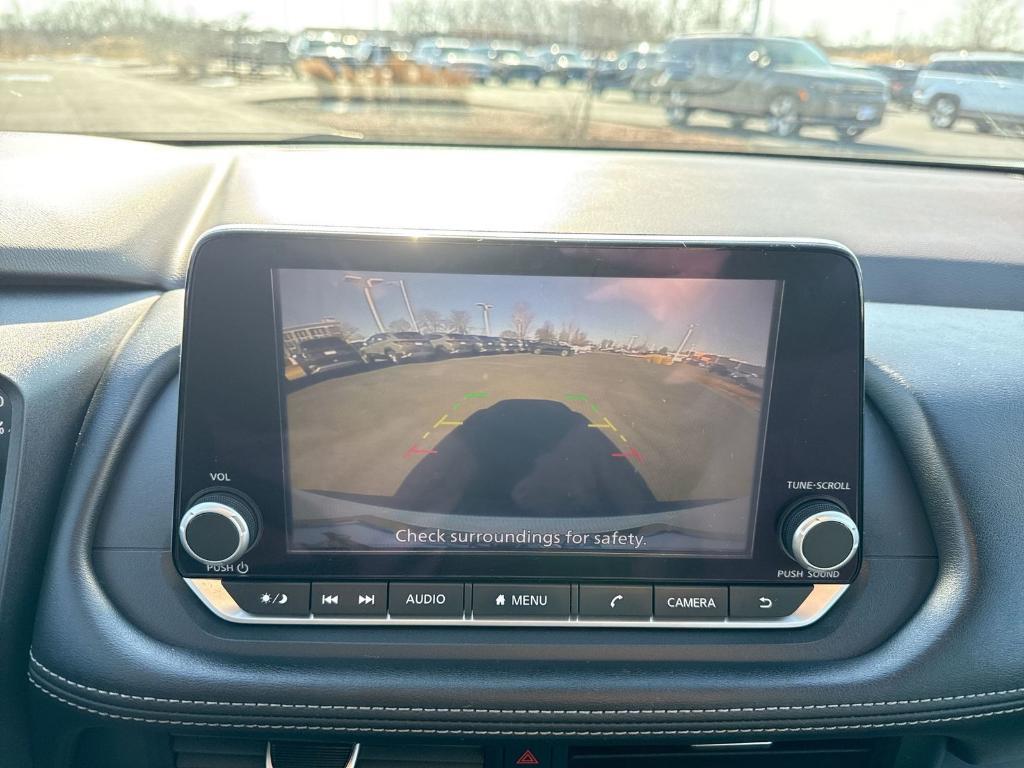 used 2023 Nissan Rogue car, priced at $17,899