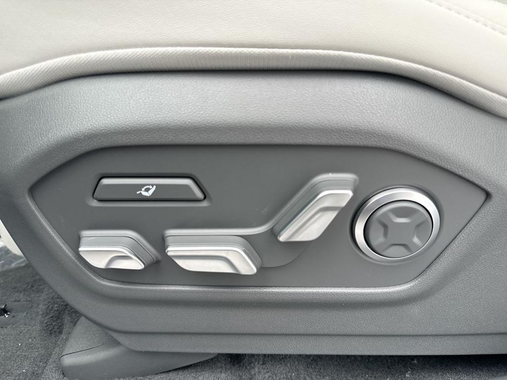 new 2026 Hyundai SANTA FE HEV car, priced at $52,587