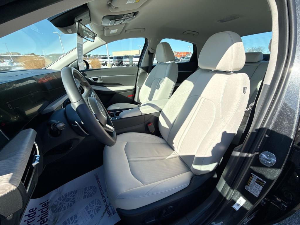 used 2025 Hyundai Sonata Hybrid car, priced at $25,435