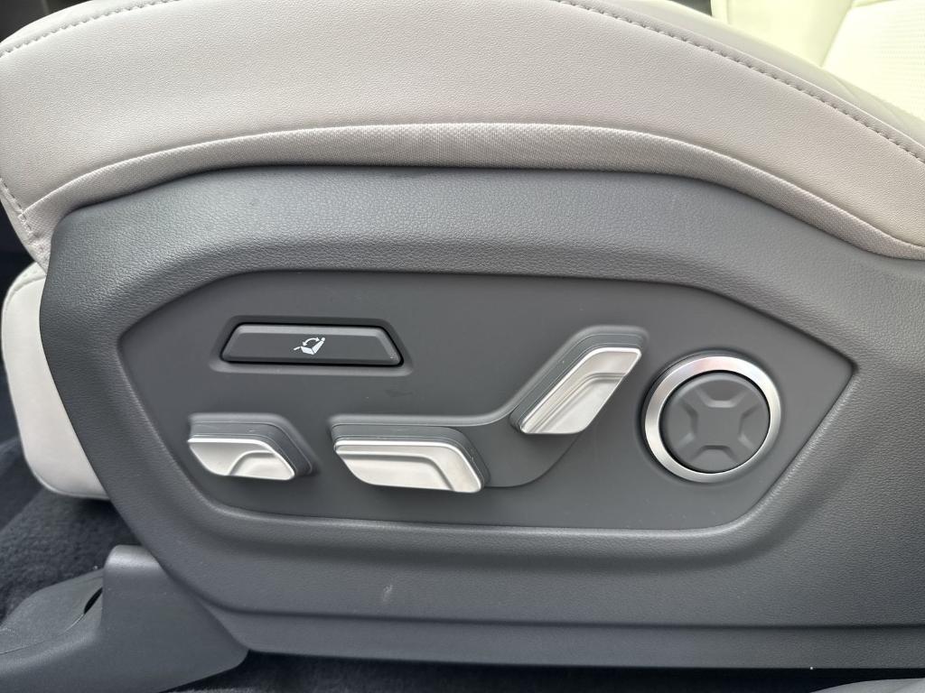 new 2026 Hyundai SANTA FE HEV car, priced at $51,594