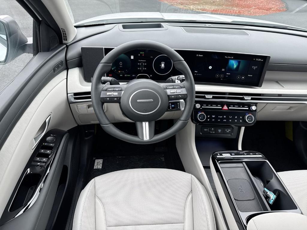 new 2026 Hyundai TUCSON Hybrid car, priced at $43,899