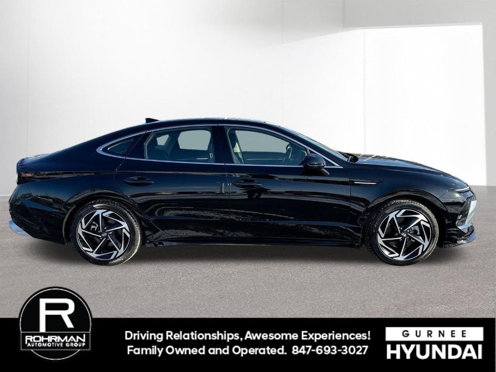 used 2025 Hyundai Sonata car, priced at $25,113