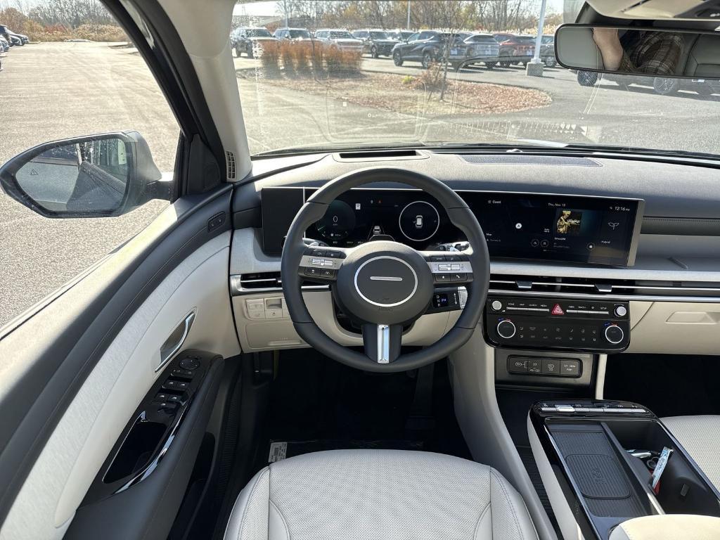 new 2026 Hyundai TUCSON Hybrid car, priced at $43,234