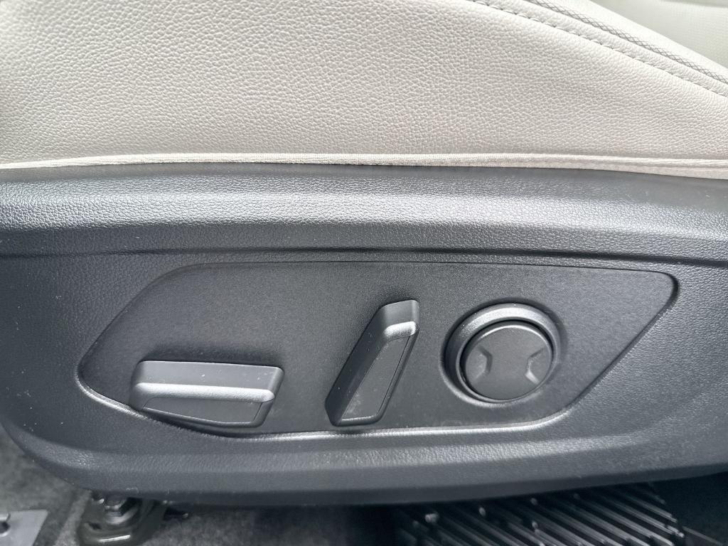 used 2025 Hyundai Tucson car, priced at $32,323