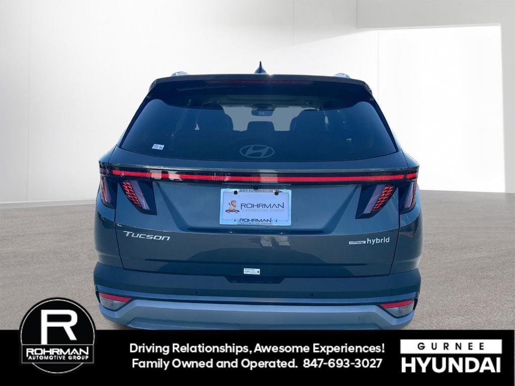 new 2026 Hyundai TUCSON Hybrid car, priced at $43,695