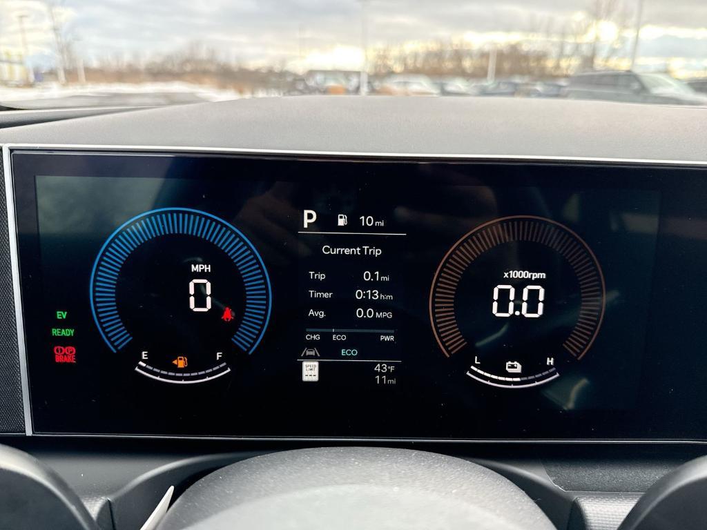 new 2026 Hyundai TUCSON Hybrid car, priced at $32,580