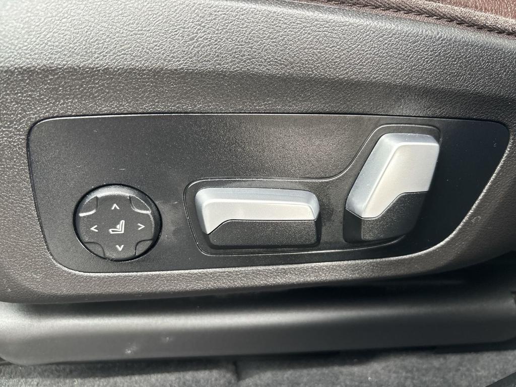 used 2022 BMW X3 car, priced at $27,995