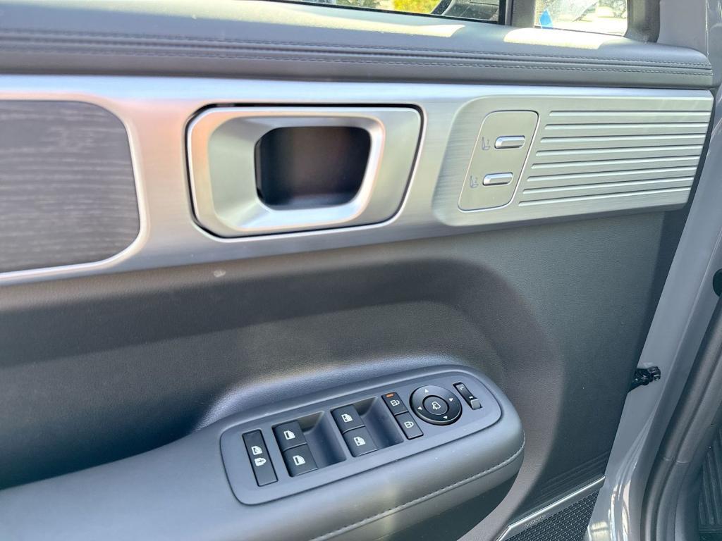 new 2026 Hyundai SANTA FE HEV car, priced at $47,098