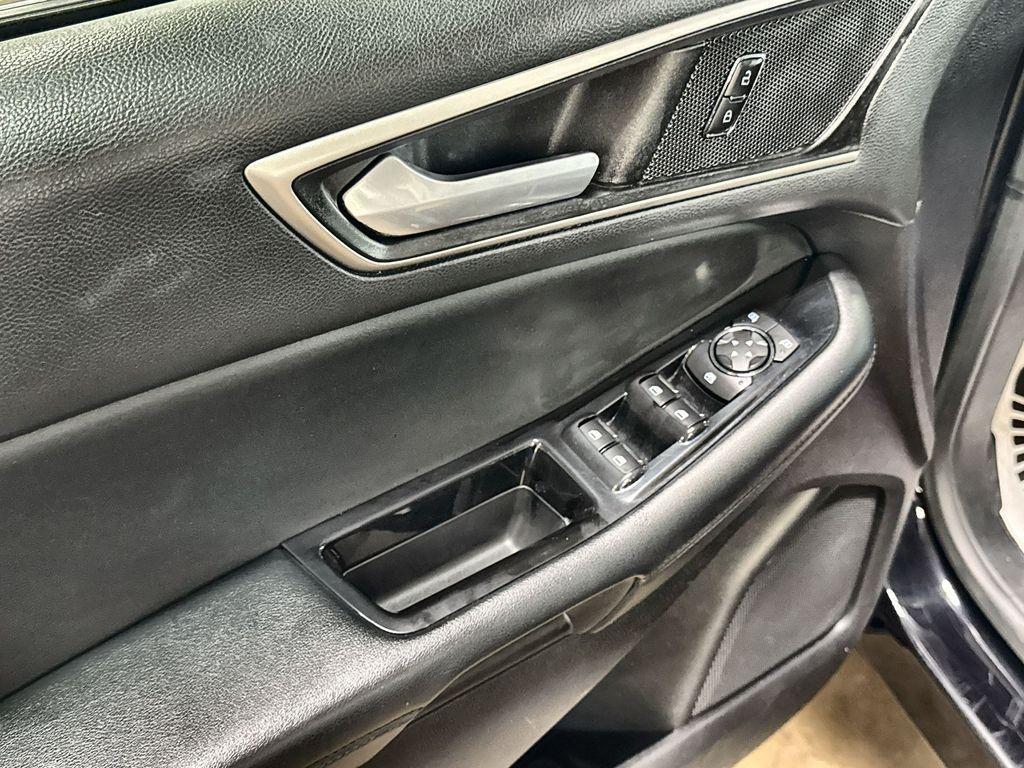 used 2020 Ford Edge car, priced at $15,190