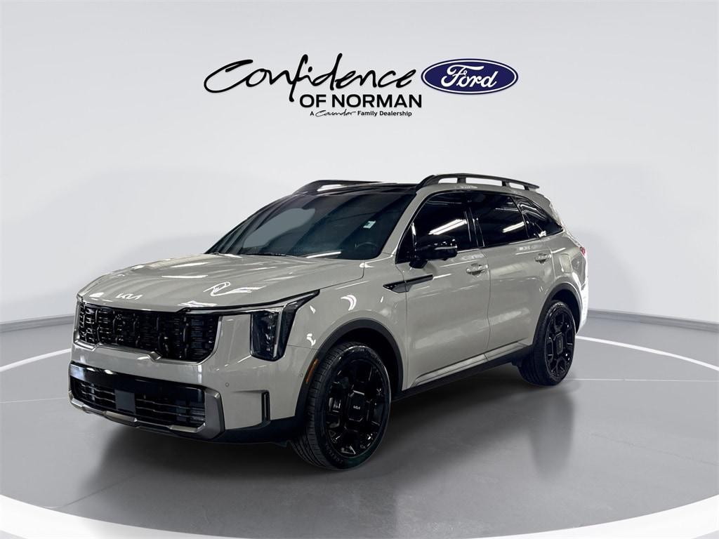 used 2024 Kia Sorento car, priced at $32,171