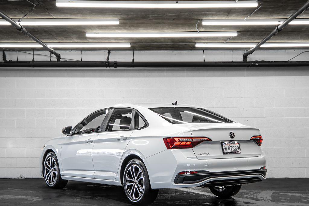 used 2024 Volkswagen Jetta car, priced at $20,334