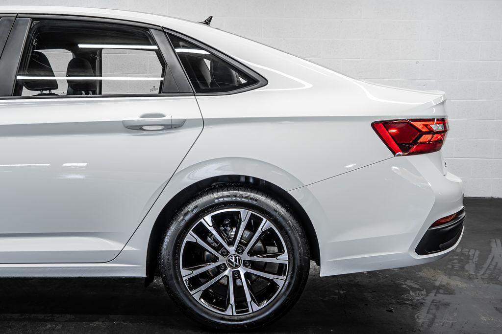 used 2024 Volkswagen Jetta car, priced at $20,334