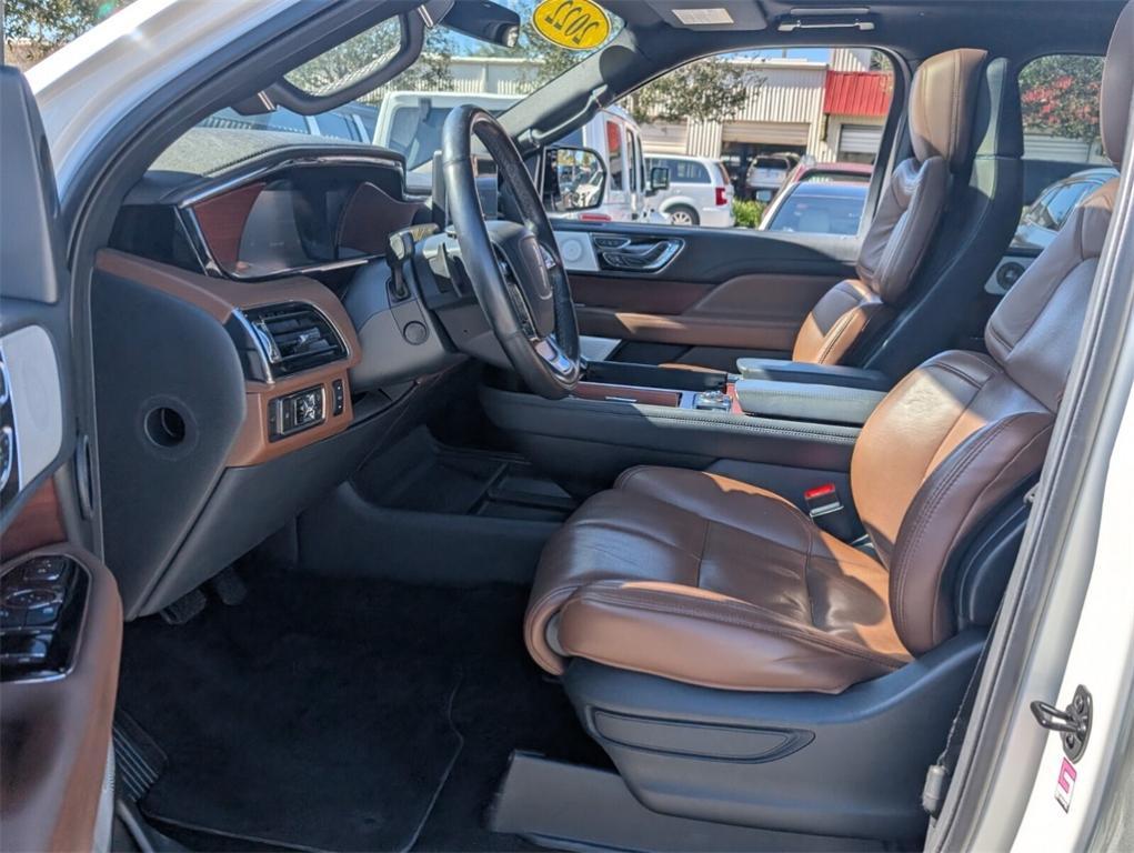 used 2022 Lincoln Navigator car, priced at $50,778