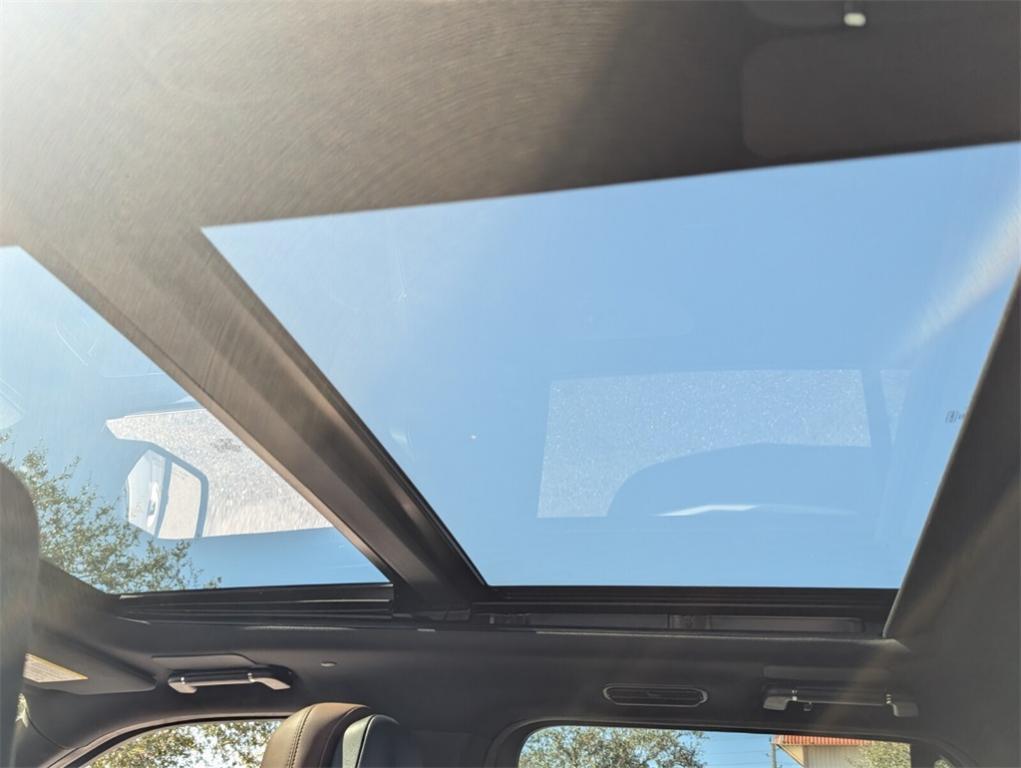 used 2022 Lincoln Navigator car, priced at $50,778