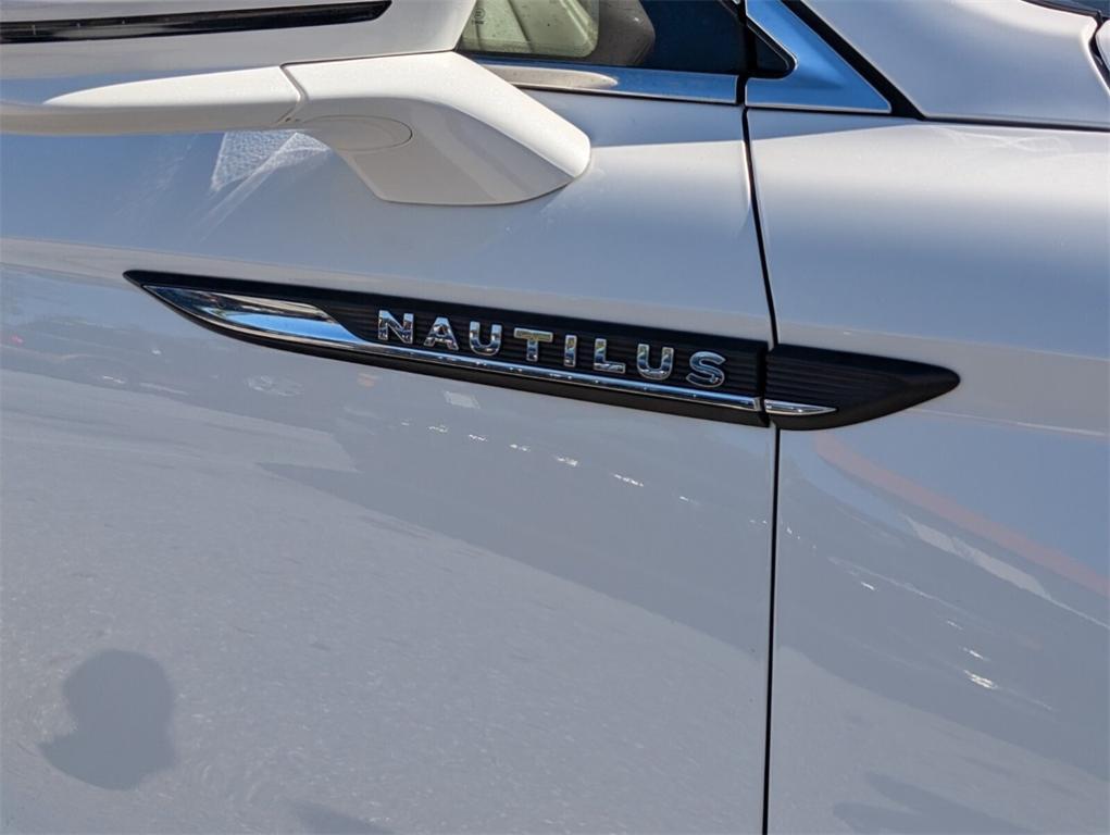used 2022 Lincoln Nautilus car, priced at $27,498