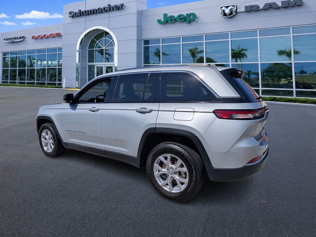 used 2024 Jeep Grand Cherokee car, priced at $33,888