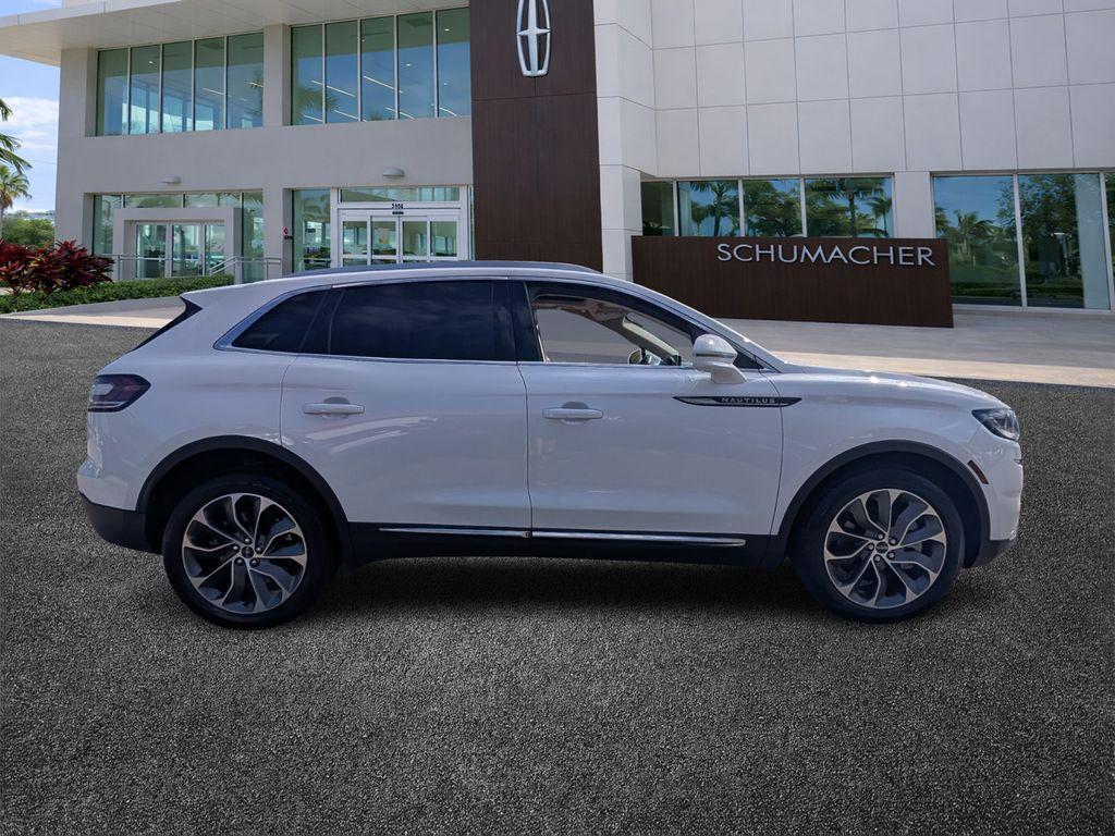 used 2022 Lincoln Nautilus car, priced at $29,000