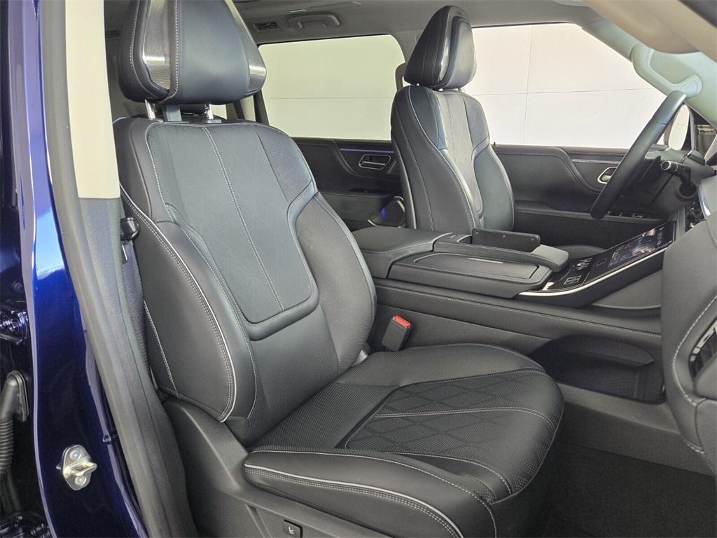 used 2025 INFINITI QX80 car, priced at $74,777