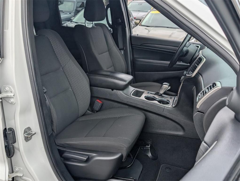 used 2021 Jeep Grand Cherokee car, priced at $20,998