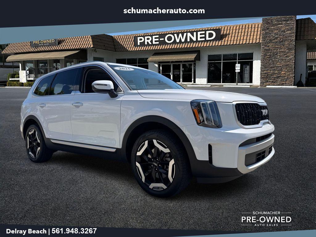 used 2025 Kia Telluride car, priced at $37,698