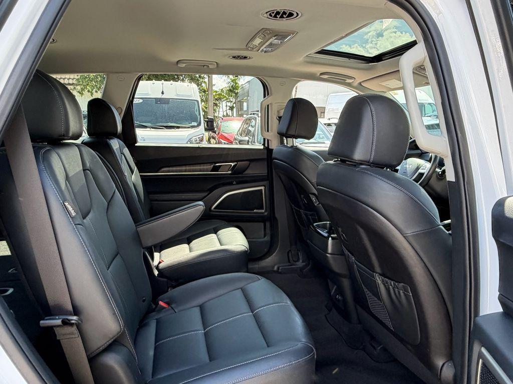 used 2025 Kia Telluride car, priced at $37,698