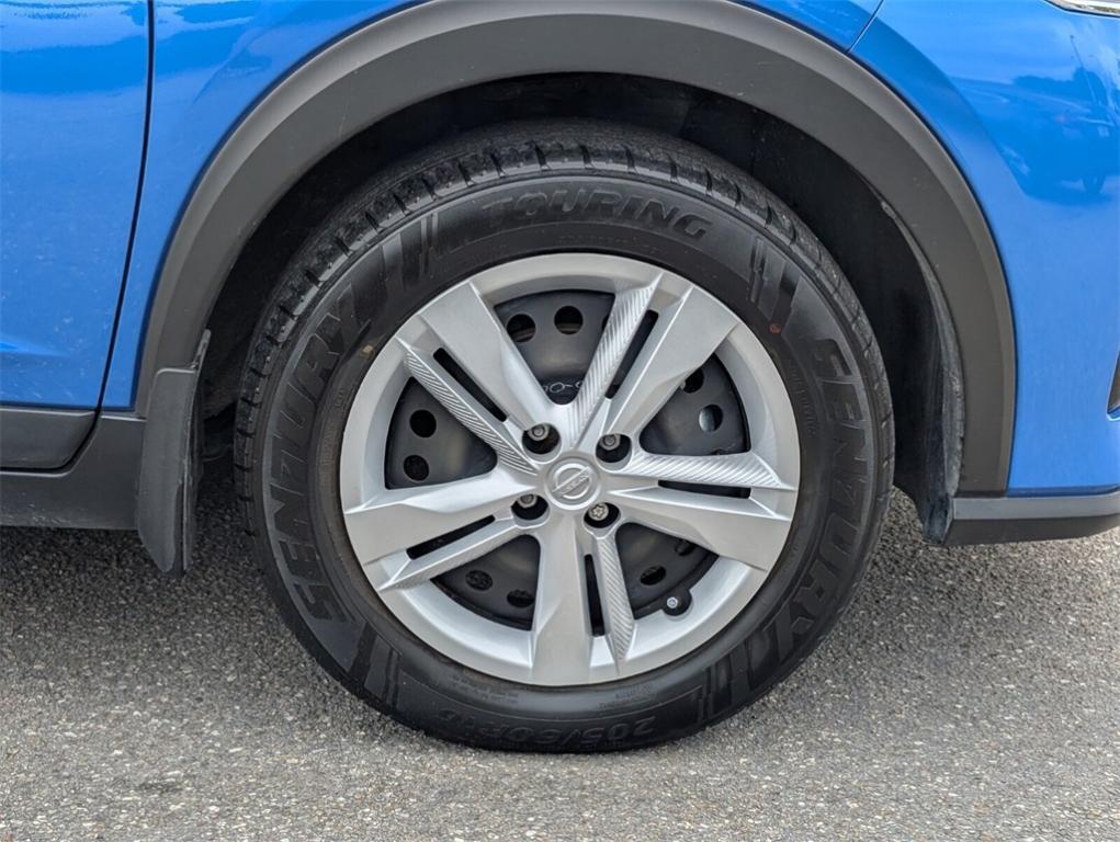 used 2024 Nissan Kicks car, priced at $14,888