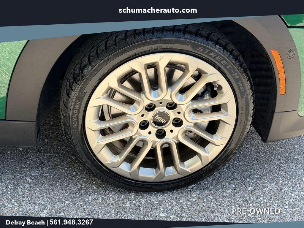 used 2025 MINI Hardtop car, priced at $28,988
