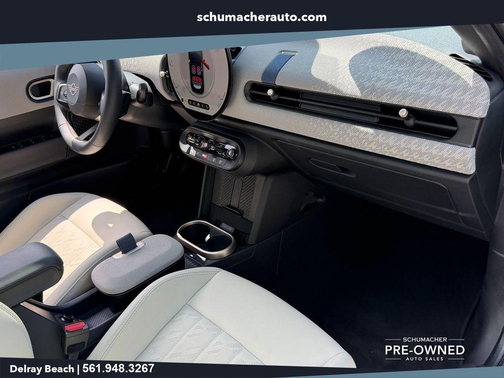 used 2025 MINI Hardtop car, priced at $28,988