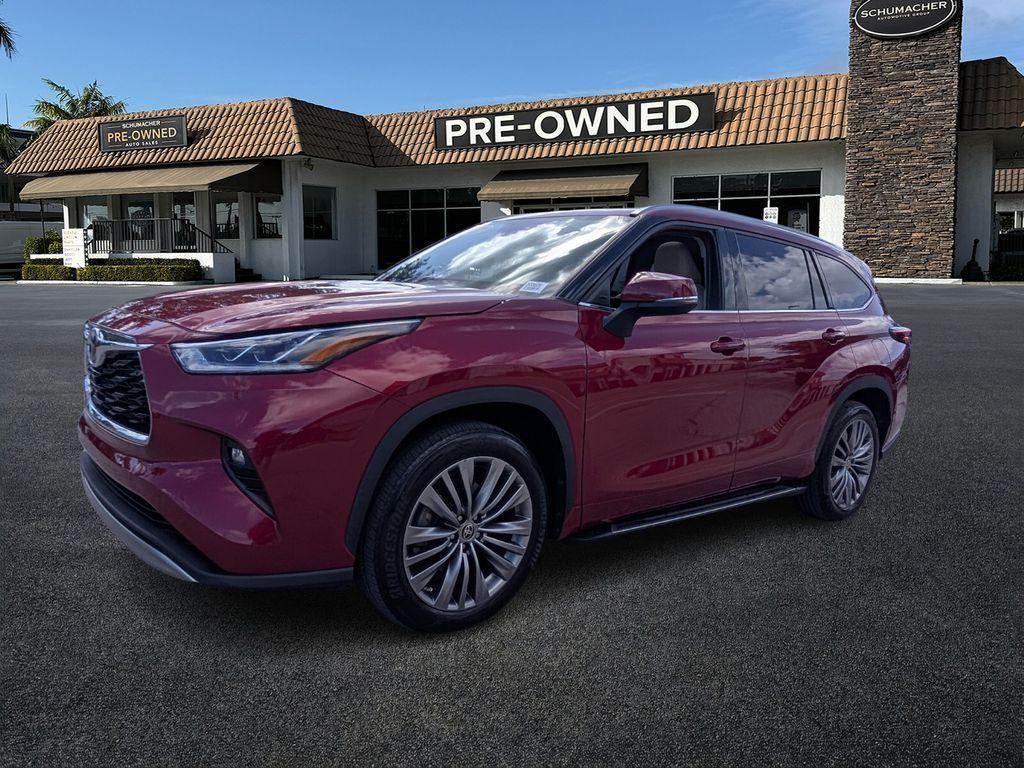 used 2021 Toyota Highlander car, priced at $35,988