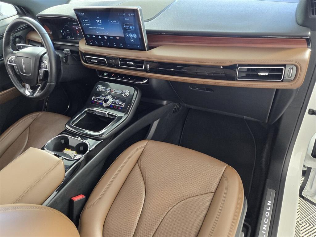 used 2022 Lincoln Nautilus car, priced at $33,888