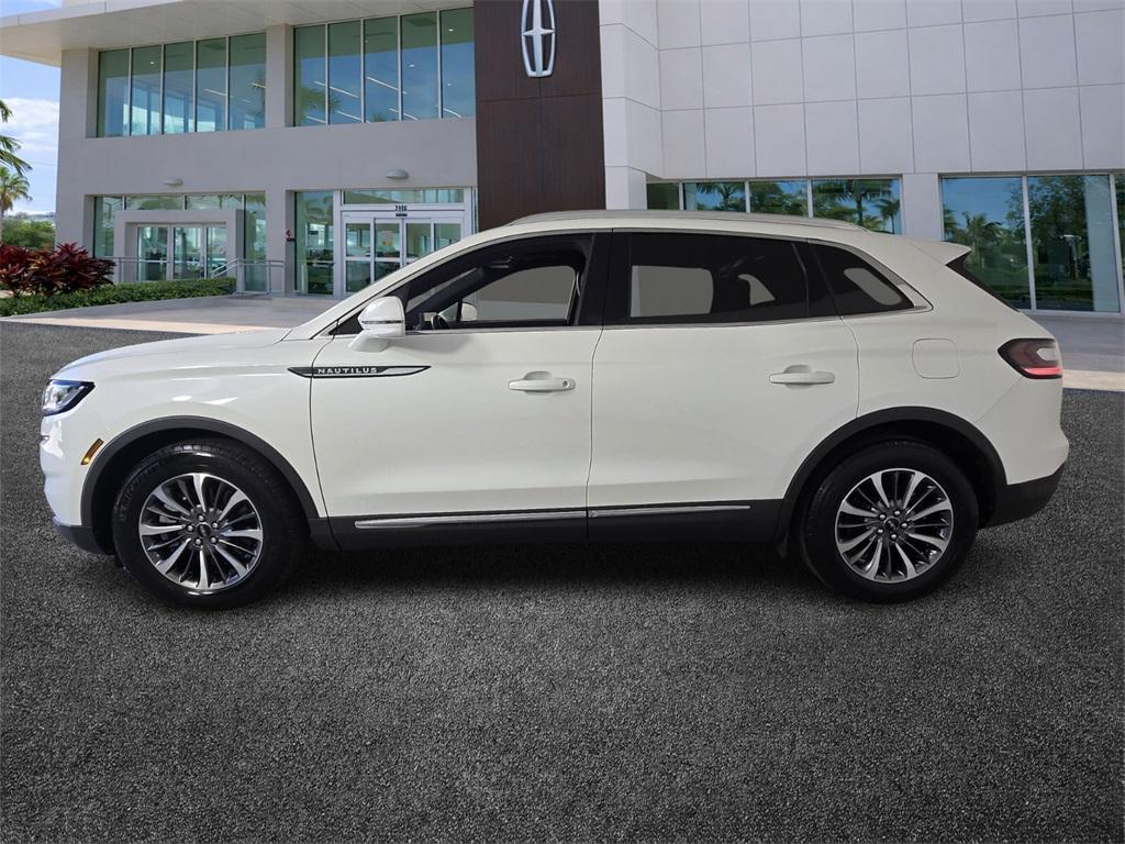 used 2022 Lincoln Nautilus car, priced at $33,888