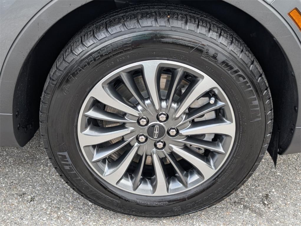 used 2022 Lincoln Nautilus car, priced at $32,998