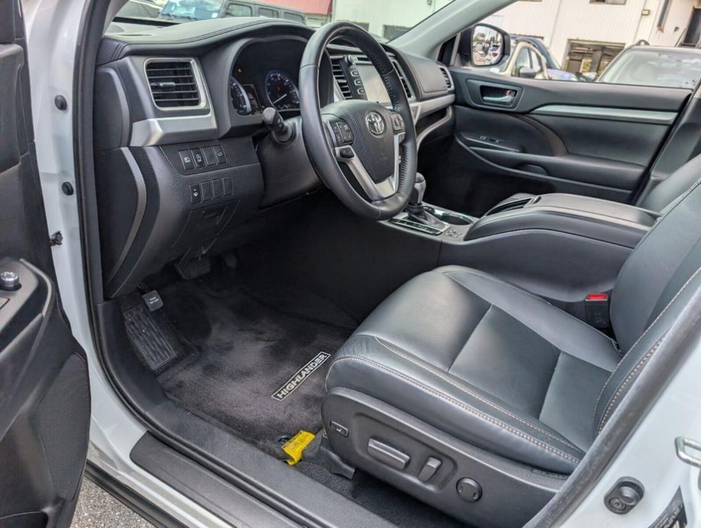 used 2018 Toyota Highlander car, priced at $25,988