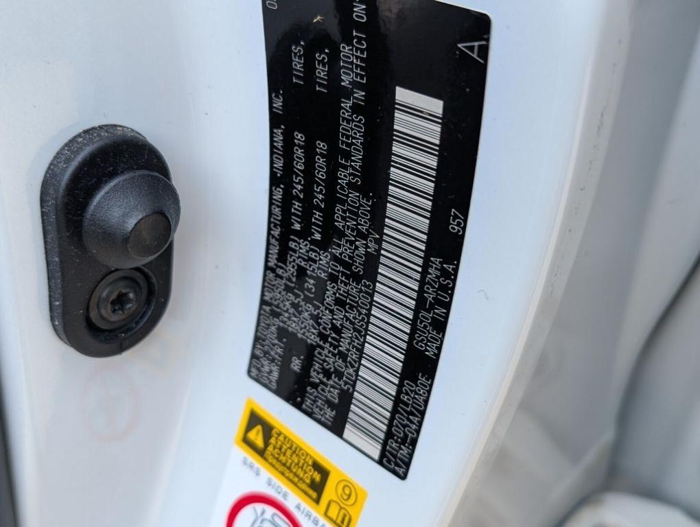 used 2018 Toyota Highlander car, priced at $25,988