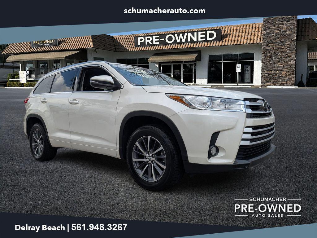 used 2018 Toyota Highlander car, priced at $25,988