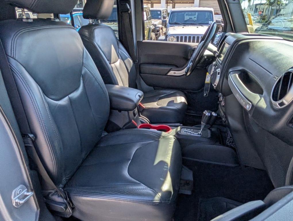 used 2015 Jeep Wrangler Unlimited car, priced at $17,998