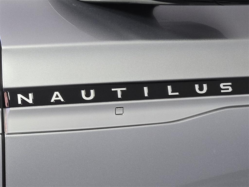 used 2024 Lincoln Nautilus car, priced at $42,498