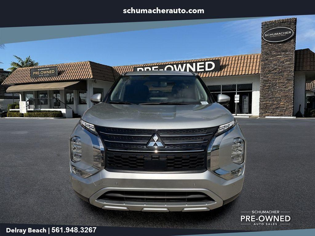 used 2024 Mitsubishi Outlander car, priced at $23,698