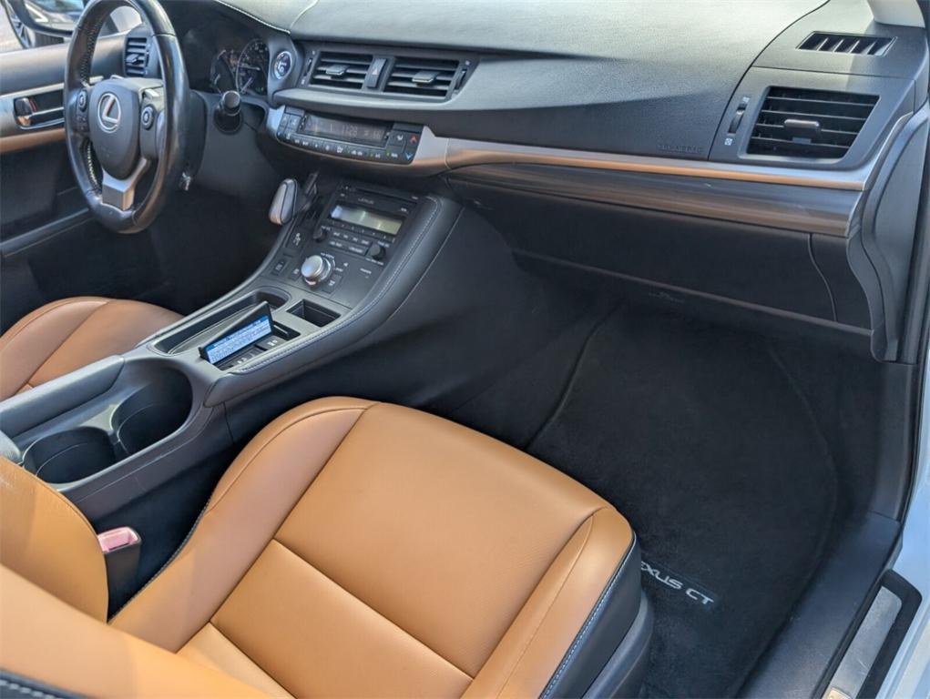 used 2015 Lexus CT 200h car, priced at $13,988
