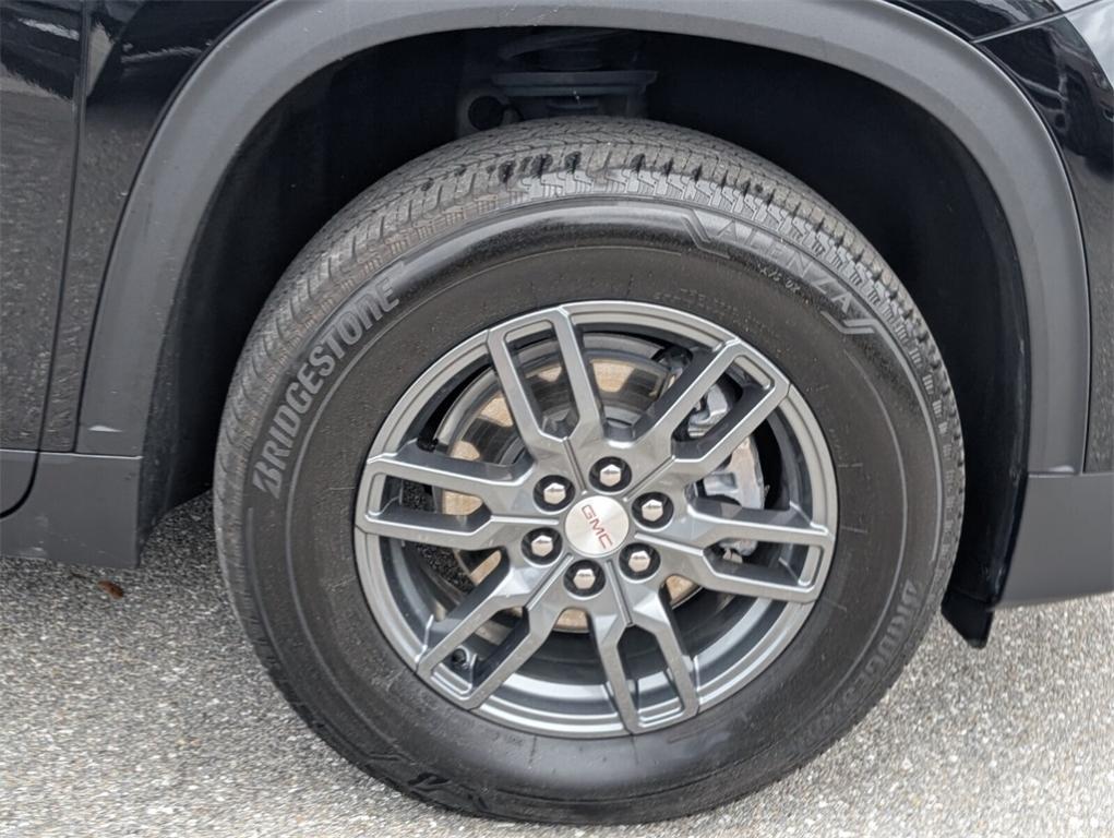 used 2025 GMC Acadia car, priced at $32,748