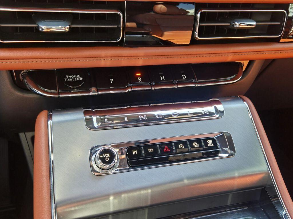 used 2025 Lincoln Aviator car, priced at $58,500