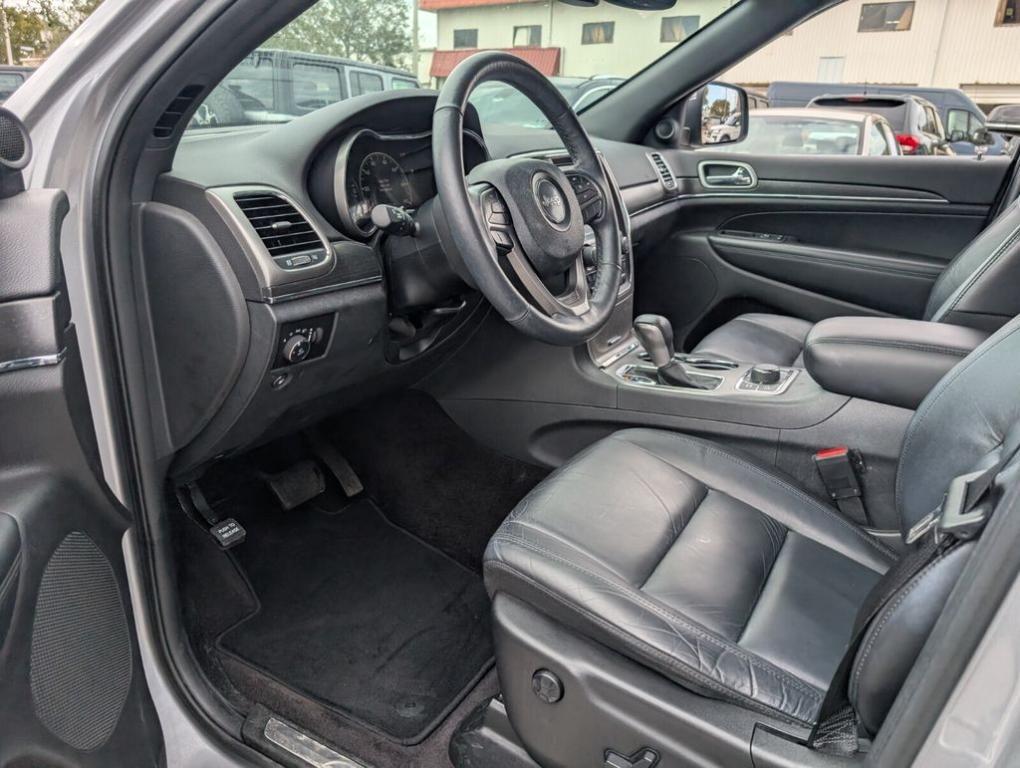 used 2018 Jeep Grand Cherokee car, priced at $17,188