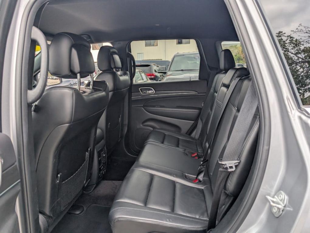 used 2018 Jeep Grand Cherokee car, priced at $17,188